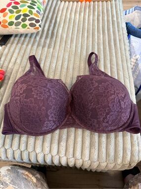 Lace Underwire Bra in Plum - Supportive Everyday Style